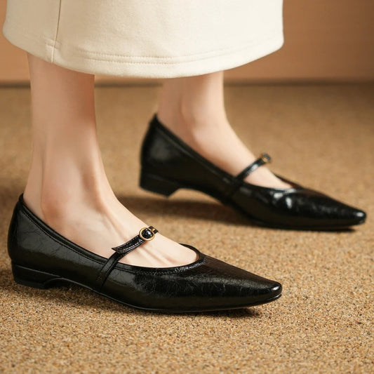 Ballerines Pointues En Cuir Noir Avec Brides